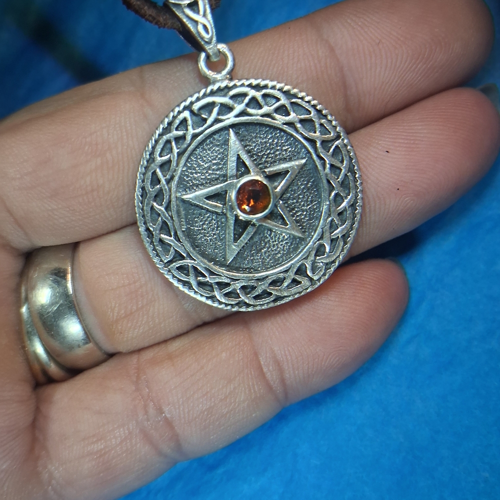 Sterling Silver 925 Western Celtic Knotwork Necklace with Red Stone Center Pscl